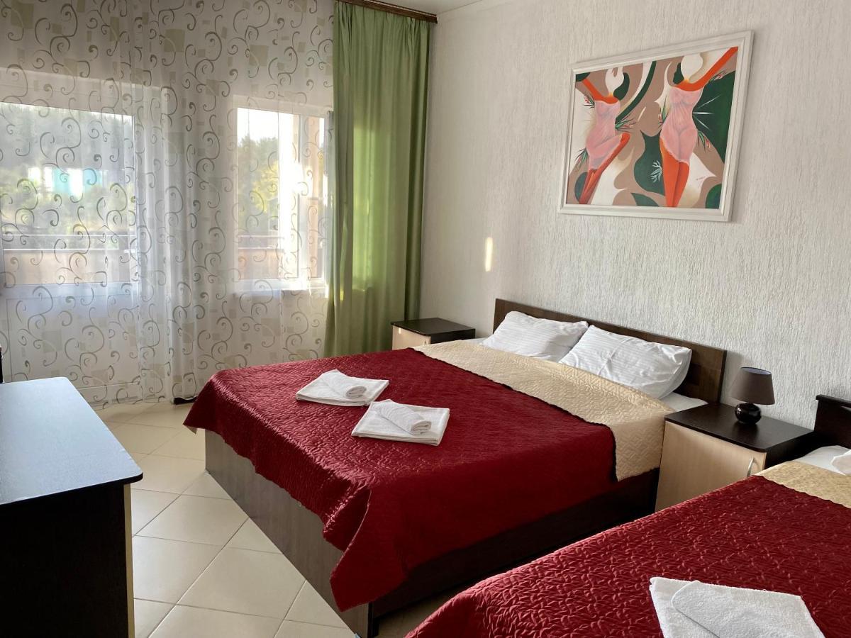 Hotel Solntse Abkhazii Lidzava Extérieur photo